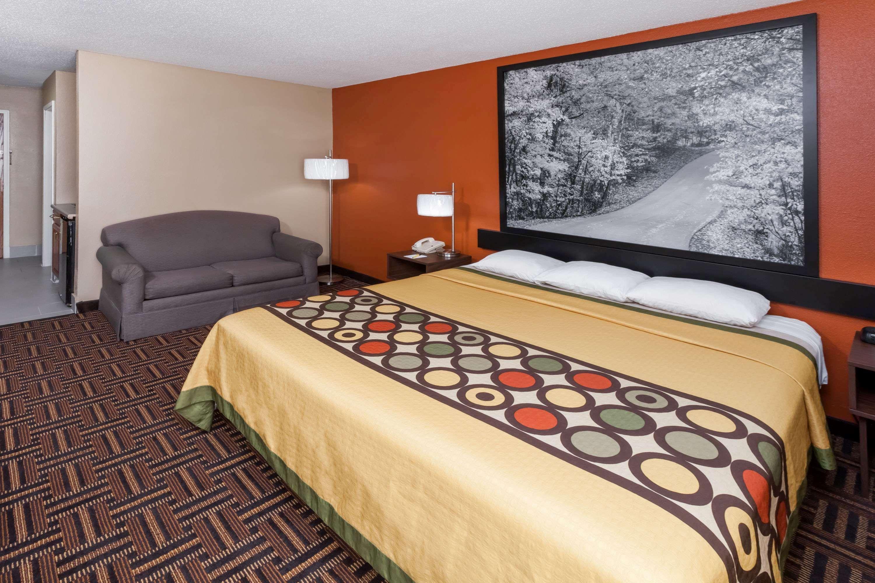 Super 8 By Wyndham Rochester Dış mekan fotoğraf