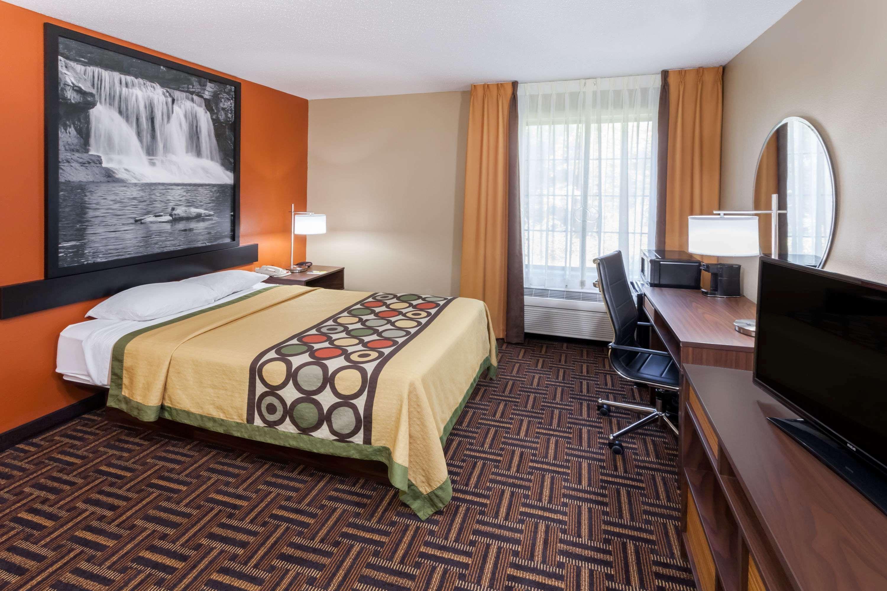 Super 8 By Wyndham Rochester Dış mekan fotoğraf
